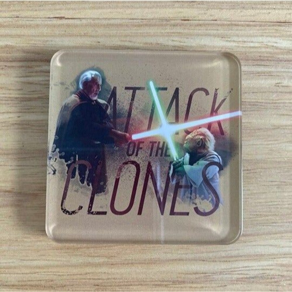 Disney Parks Star Wars Episode II Attack Of The Clones Lightsaber Magnet NWOT